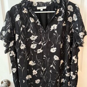 Monday Fun Floral Textured Black and White Blouse